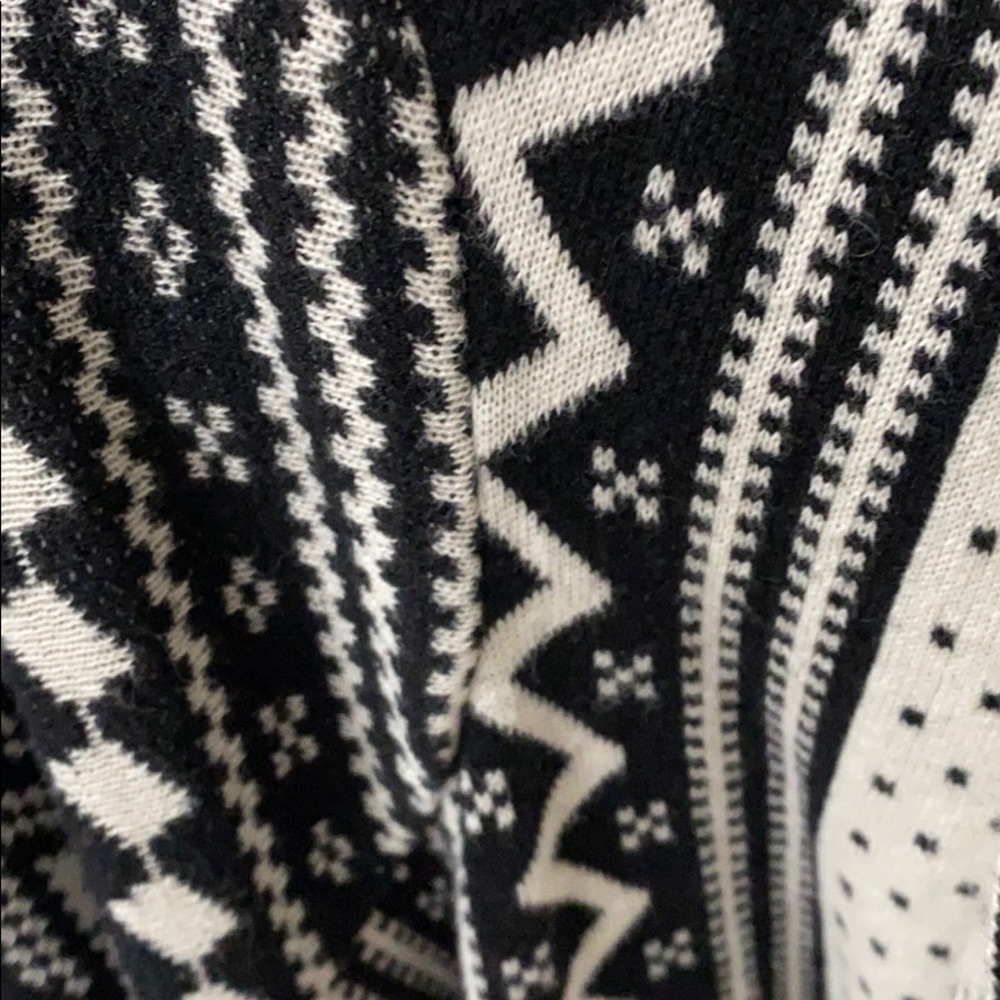 Cardigan - Picture 3 of 5
